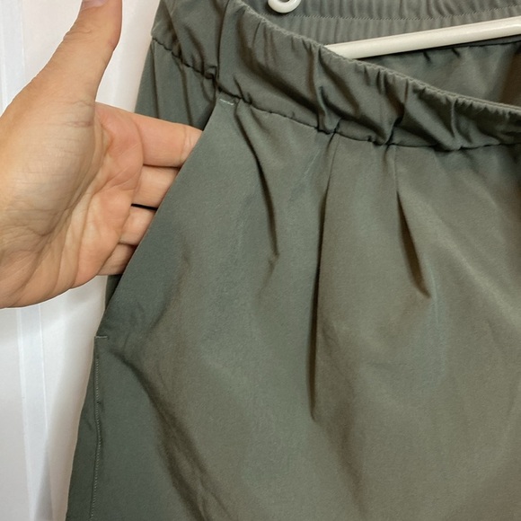 lululemon Stroll at Sundown Shorts - Picture 6 of 9